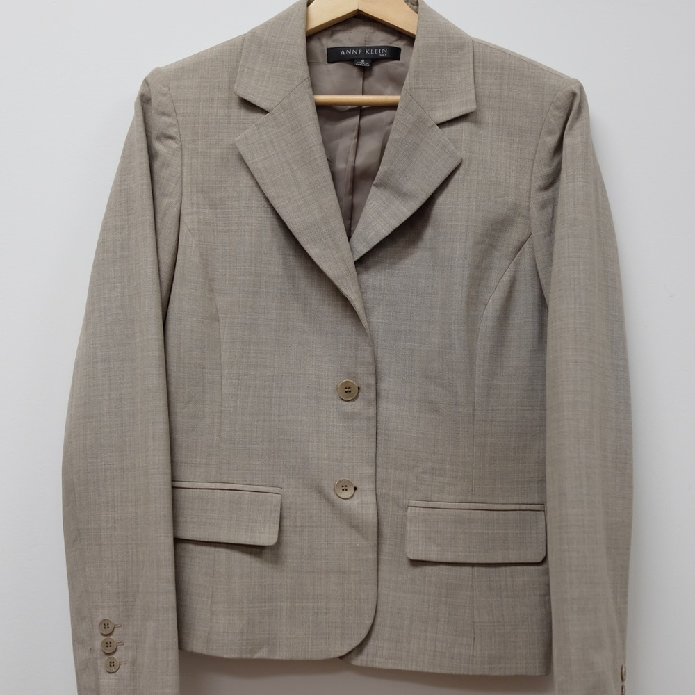 Women Suit Anne Klein Size 8